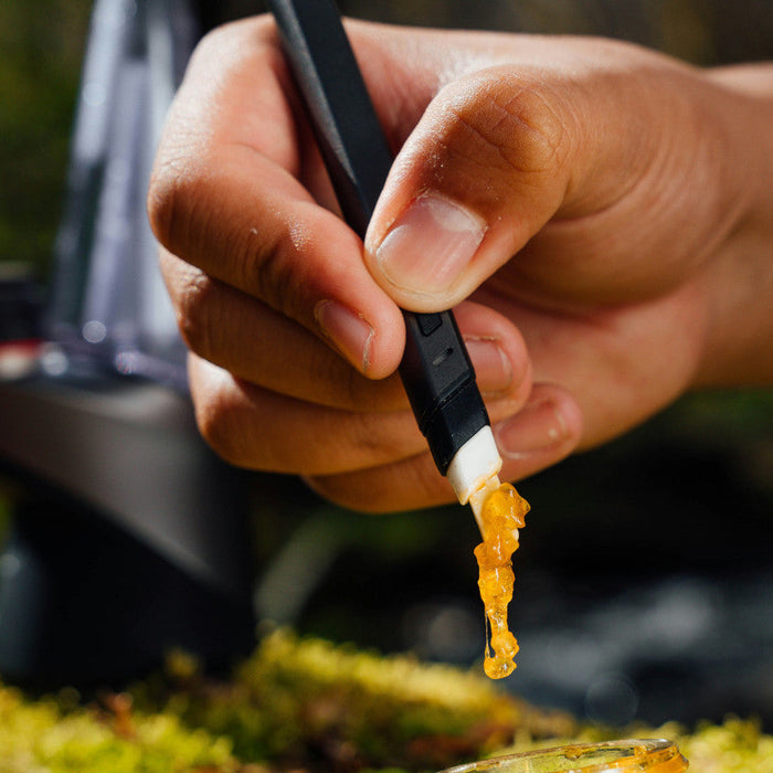 How to Use a Dab Rig With a Carb Cap