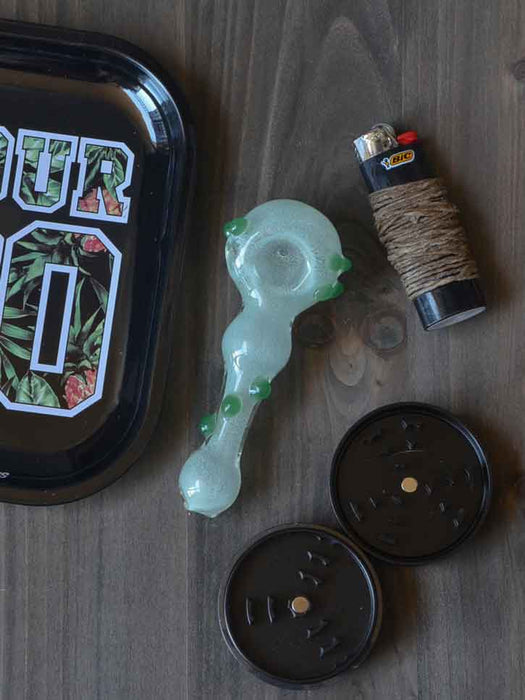 Glass Tobacco Pipe Glow In The Dark Lady Bug Glass Pipe Smoke Accessories