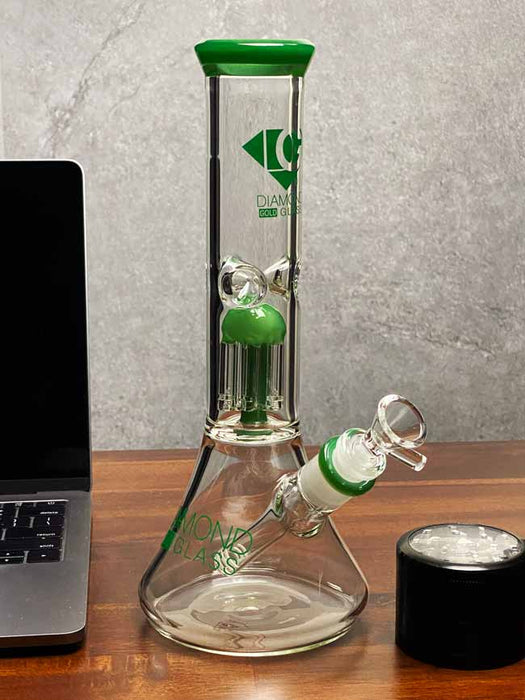 The Simple Beaker Bong by Diamond Glass